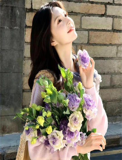 飽滿的離婚女人在線觀看_如果女人總是等到夜深